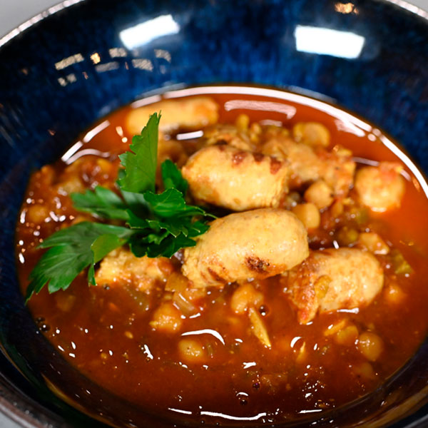 Марокканский-суп-с-нутом-и-куриными-колбасками-гриль Марокканский суп