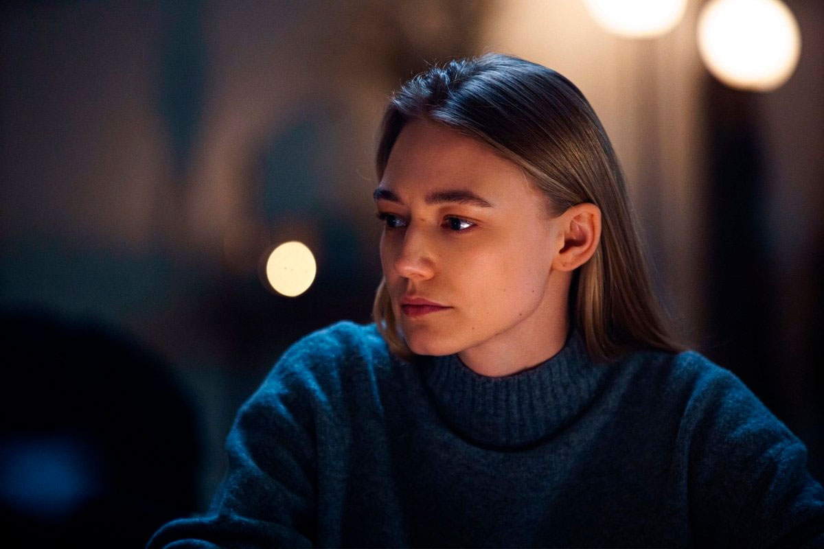 Акиньшина вернулась к роли суррогатной матери: фото со съемок К выходу на экраны готовится продолжение нашумевшего сериала «Контейнер»