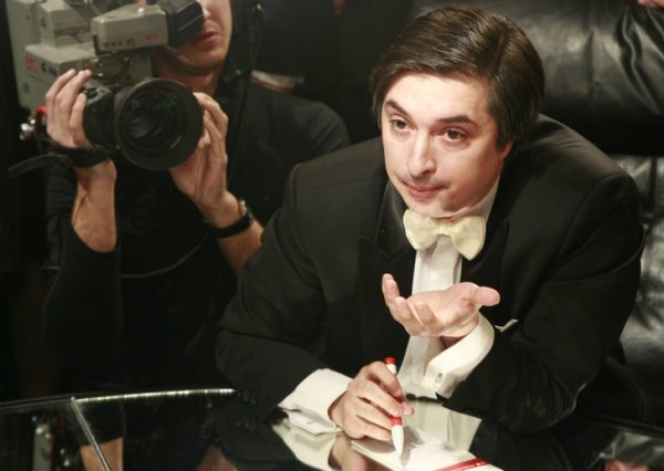 Басманный суд заочно арестовал Ровшана Аскерова