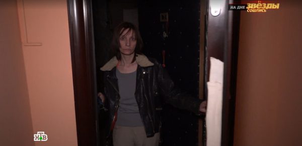 Еда необязательна, а одежда с ближайшей помойки: как живет актриса Качалина, экс-жена Ефремова