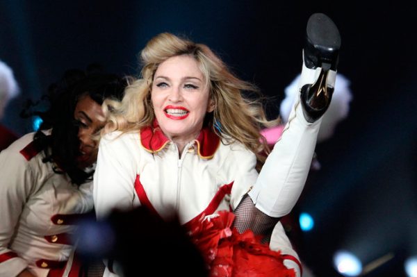 Мадонна попросила встречи с папой римским