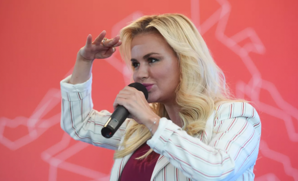 Семенович рассказала о своих пластических операциях