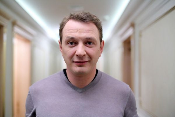 Уволенный из театра Башаров пожаловался, что ему не на что купить квартиру