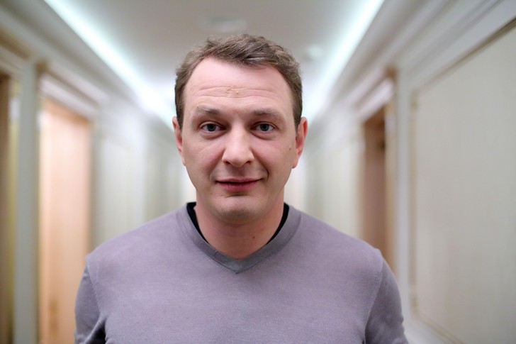 Уволенный из театра Башаров пожаловался, что ему не на что купить квартиру