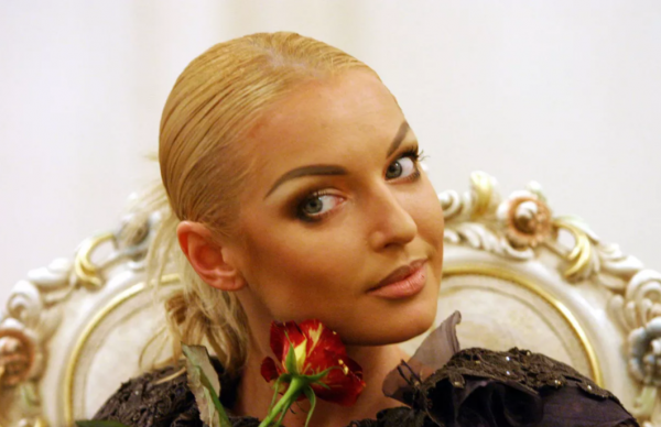 Волочкова прокомментировала слухи о депортации из Турции