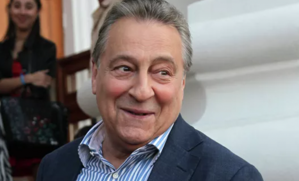 Хазанов рассказал о неловком случае с Якубовичем