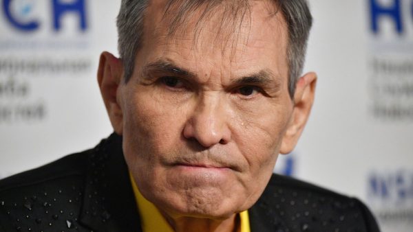 Алибасов рассказал об отношениях с помощницей