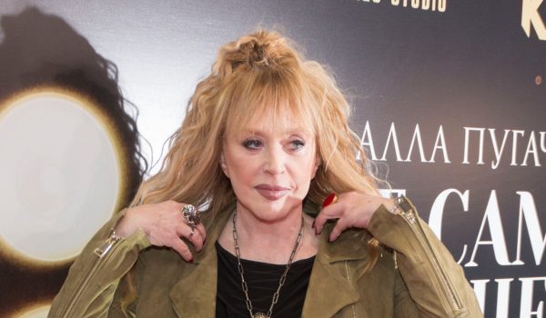 Известная певица объяснила покупку места на кладбище в Израиле Пугачевой