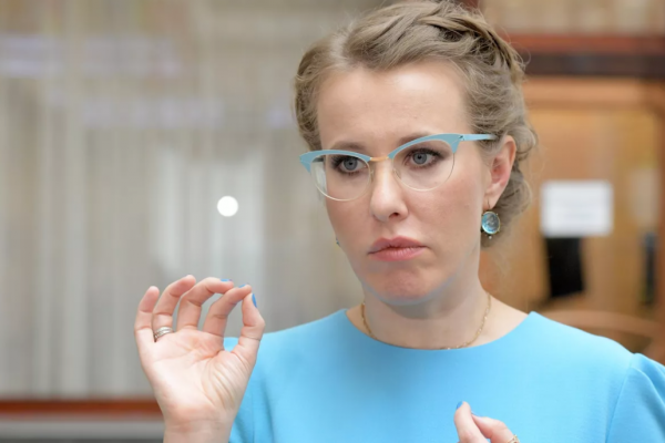 «Кобзон перевернулся»: Собчак возмутили слова Канделаки о Баскове