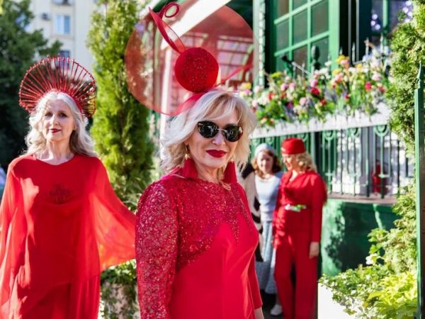 Моде все возрасты покорны: чем поразило зрителей «Московское долголетие»?