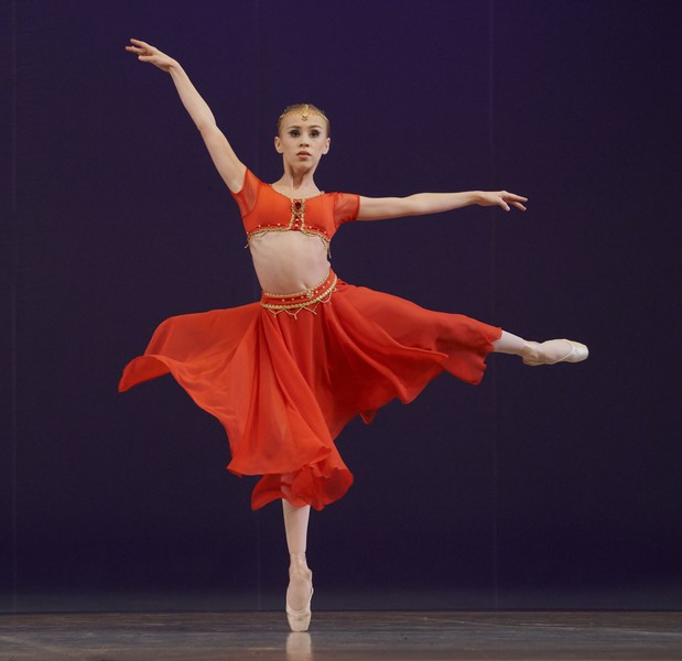Могла ли профессия привести к череде смертей молодых танцовщиков — отвечают эксперты из мира балета
