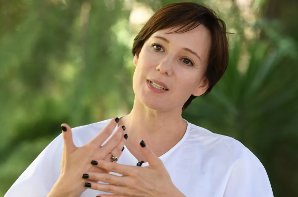 Раскрыт размер заработка Хаматовой в Риге