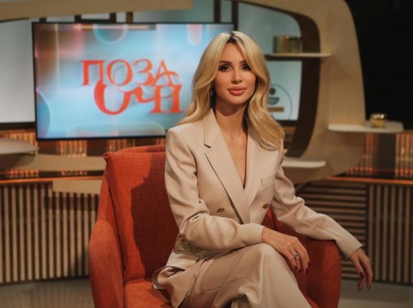 «Сидела на двух стульях»: продюсер объяснил, почему все отказались от выступлений Лободы