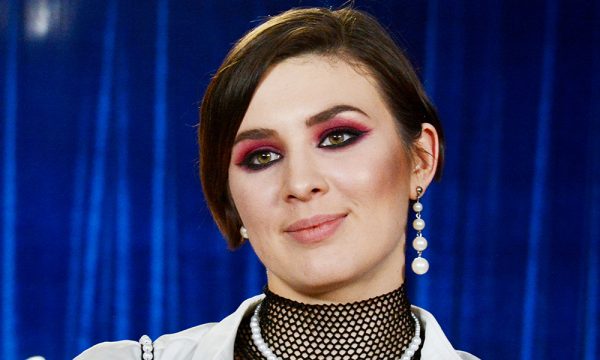 В сети появилось фото беременной Maruv в инвалидной коляске