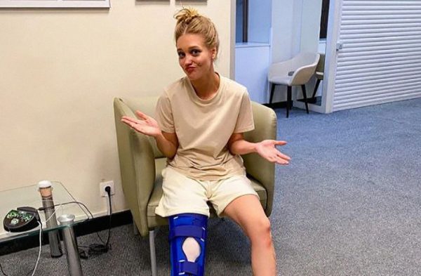 Кристина Асмус получила травму во время спектакля в Москве