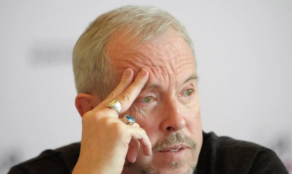 Макаревич объяснил свое нежелание возвращаться в Россию