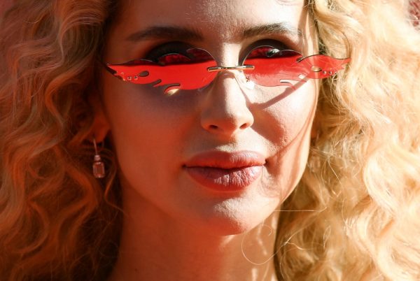 Ведущая шоу «Алена, блин!» рассказала об отце младшей дочери Лободы