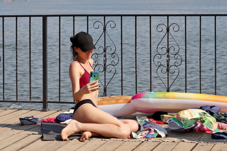 6 признаков, которые безошибочно выдают россиянку на пляже любого курорта
