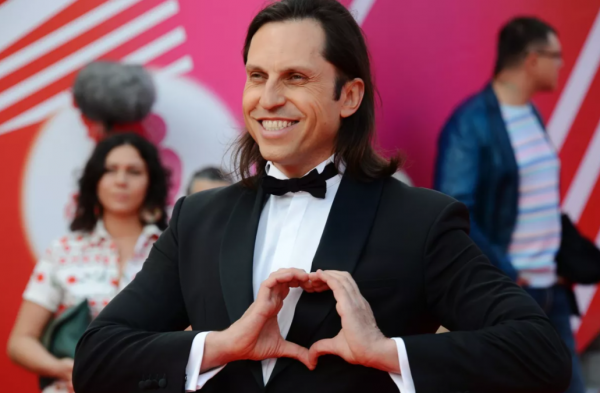 Мать Реввы объяснила поездки сына на Украину