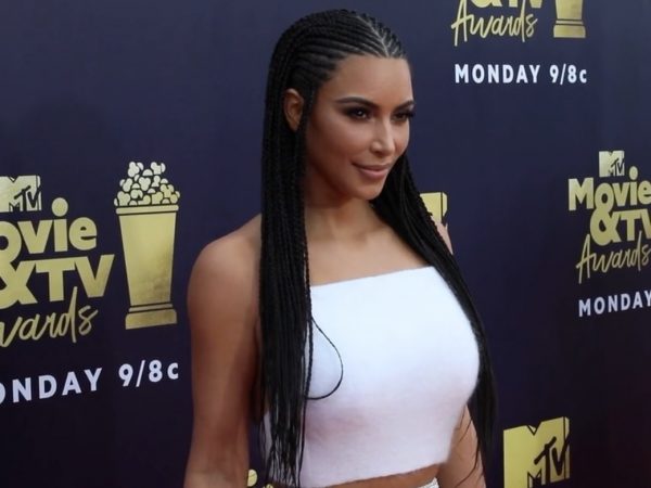 Ограбивший Ким Кардашьян вор дал ей совет