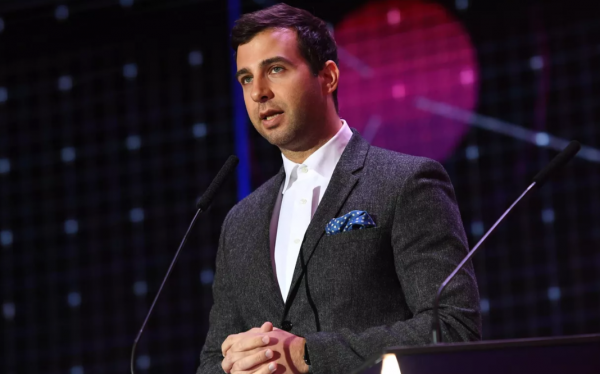 Урганта заметили на частном мероприятии в Петербурге