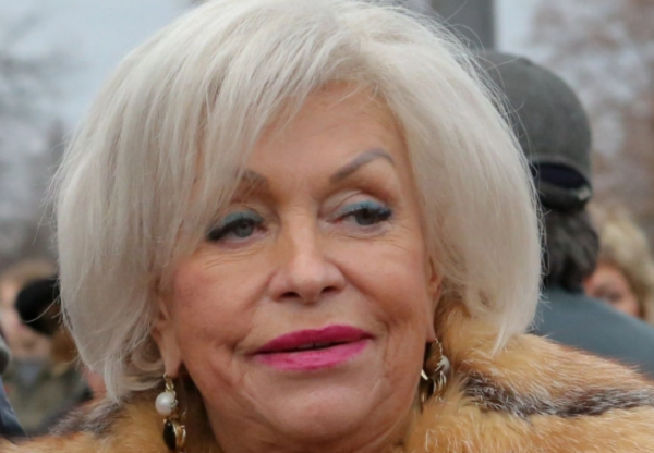 Варшавер раскрыл зарплату Поргиной в театре