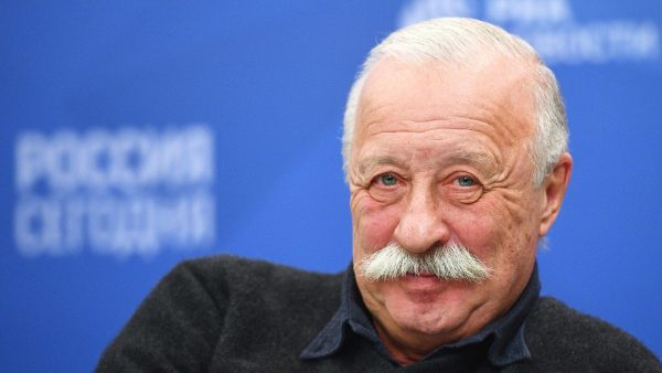 Якубович разделся в новом выпуске «Поле чудес»