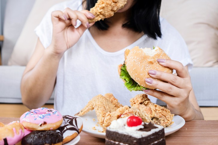 И никакого голодания: 5 простых и комфортных способов обмануть мозг и съедать меньше