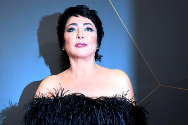 Лолита станет ведущей третьего сезона шоу «Суперстар»