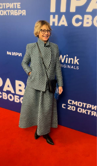 Поцелуи Бабенко и family look Кристовских: светская Москва ожила на премьере «Право на сводобу»