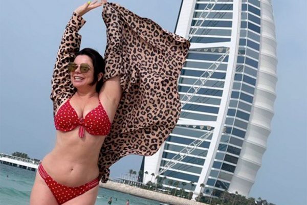 49-летняя Наташа Королева опубликовала фото в купальнике