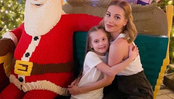«И это не от мужчины»: Кристина Асмус показала оригинальный подарок