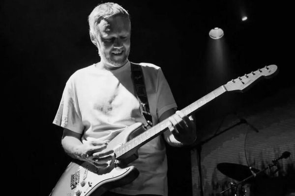 Умер гитарист группы «Танцы минус» Антон Хабибулин