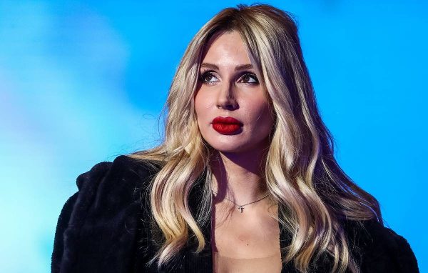 В сети высмеяли украинскую певицу Лободу