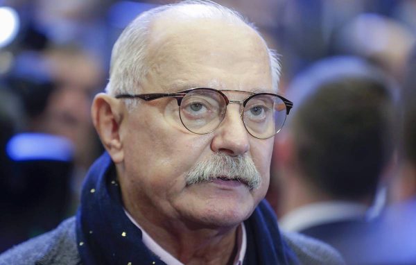 Никиту Михалкова госпитализировали в тяжелом состоянии