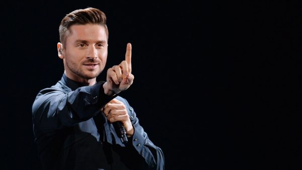 Сергей Лазарев показал, какой подарок получил от матери в новогодние праздники