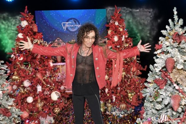 Заперся в доме и ни с кем не общается: почему Валерий Леонтьев распродает всю американскую недвижимость