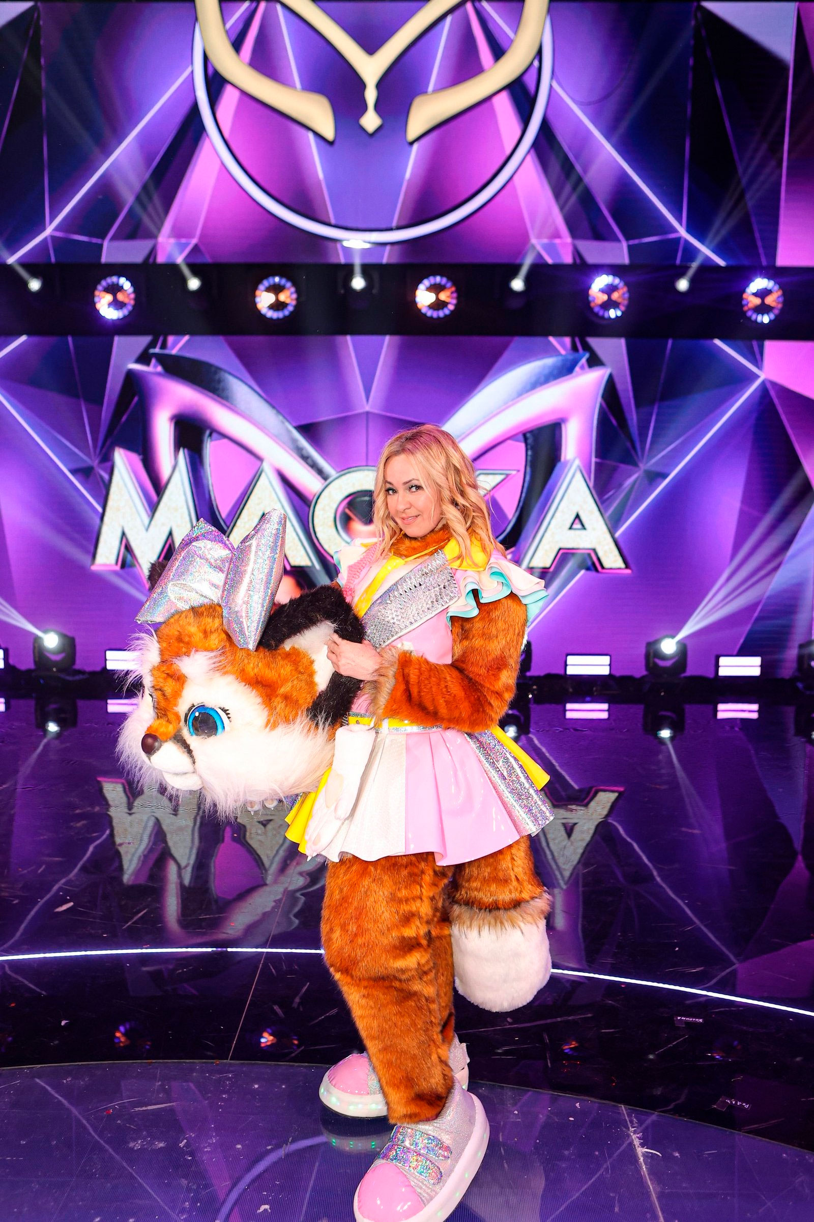 Яна Рудковская скрывалась в костюме Лисенка в популярном телешоу Продюсер покинула шоу «Маска»