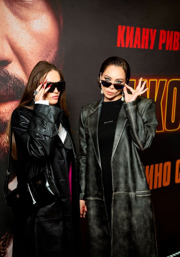 Водонаева, Самбурская и другие посетили премьеру фильма с Киану Ривзом Смотрите фоторепортаж с красной дорожки светского показа боевика «Джон Уик