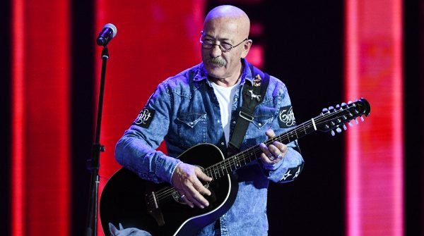 112: певца Александра Розенбаума госпитализировали в Красноярске