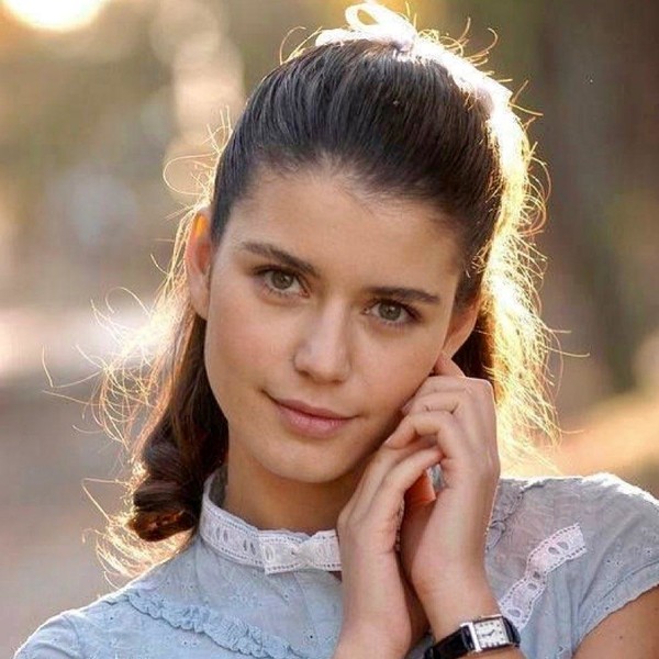 Топ-10 самых красивых турецких актрис: почему они так нравятся русским мужчинам?