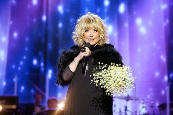 Автор песни о Пугачевой «Алла будет петь» отказалась поддержать уехавшую певицу: «Этот текст никак не отражает мою позицию»