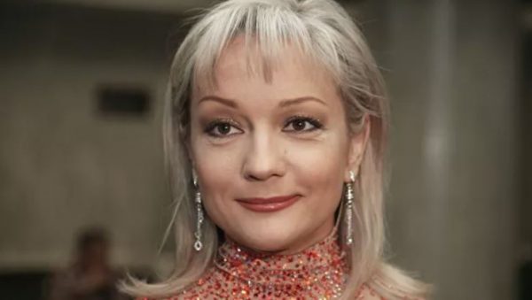 Буланова рассказала о дорогом подарке жениха