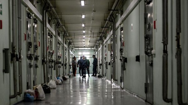 Экс-участник «Дома-2» из Челябинска не смог выйти из СИЗО