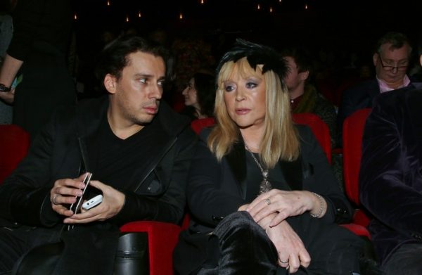 Галкин* не смог быть рядом с Пугачевой в день рождения, но нашел способ признаться ей в любви