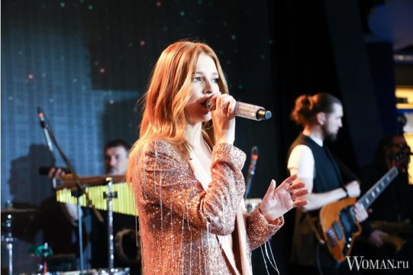 Тодоренко растрогалась до слез, Пресняков снова зажег и чуть не затмил Подольскую на вечеринке в честь ее нового альбома