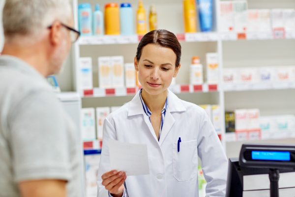 Medicine,,Pharmaceutics,,Health,Care,And,People,Concept,-,Pharmacist,Reading