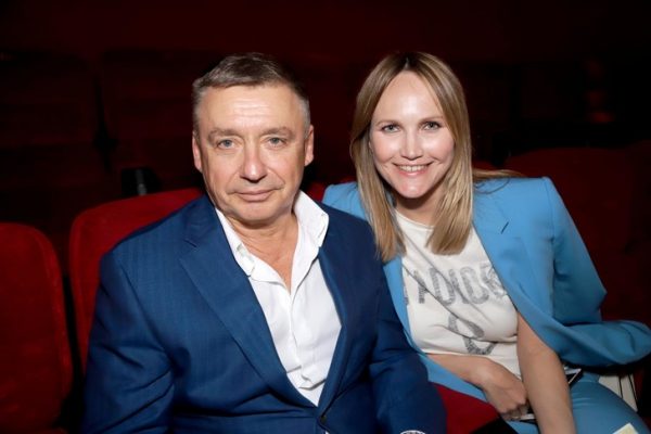 Как выглядит внучка Табакова, которая живет в Париже