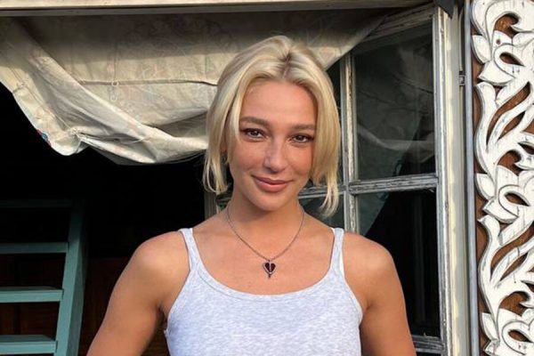 Настя Ивлеева решила продать личные вещи на фоне проигранного суда