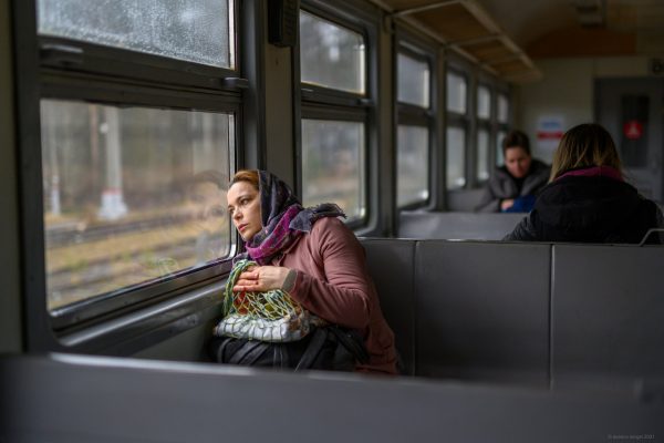 Ирина Пегова появится в роли сиделки-провинциалки: новые кадры Мелодраму «Синдром отложенного счастья» с актрисой в главной роли покажут на ТВ